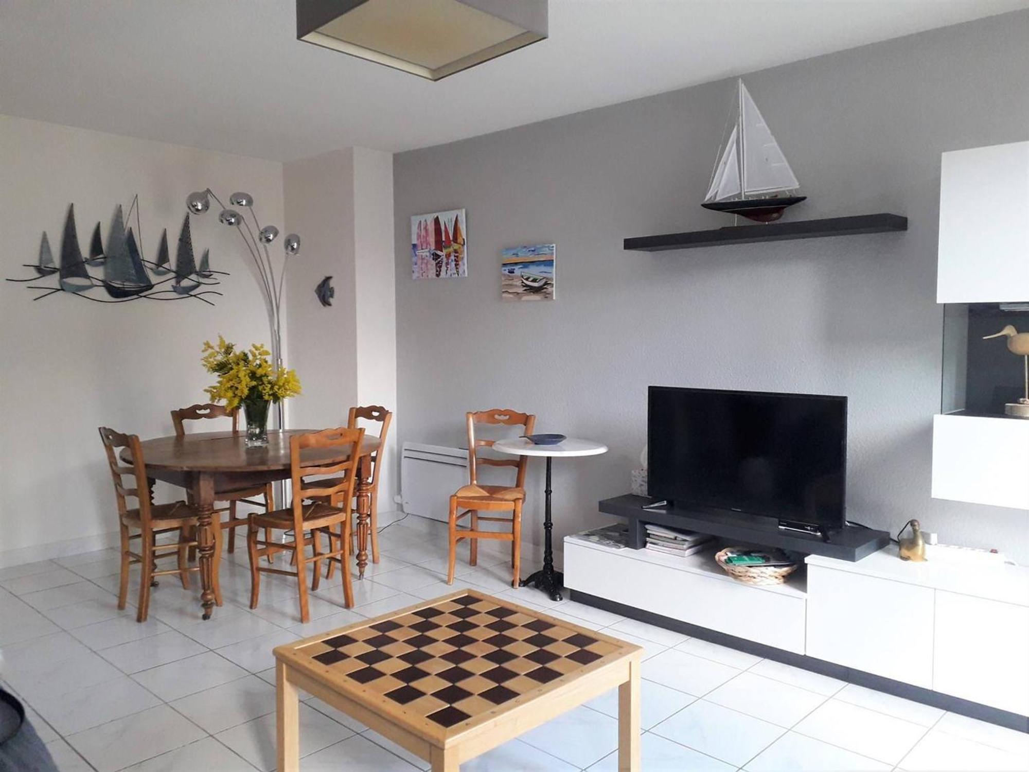 Appartement Perros-guirec, 3 Pièces, 4 Personnes - Fr-1-368-167 *